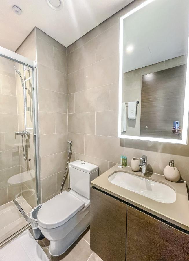 Stay Mindblowing 2 Bedroom Holiday Home With Close View Of Burj Khalifa Dubai Buitenkant foto